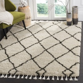Safavieh MFG241B Cream and Charcoal Area Rug, 5'3" x 7'6"