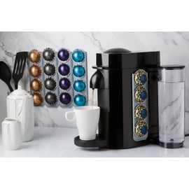 R&R SHOP - Kapselhalter für Nespresso Vertuo, klebbar auf jeder Oberfläche wie Wände, Kühlschrank und kompatibel mit Nespresso Vertuo Kaffeemaschinen mit Aufklebern, 4 Kapseln pro Stück - Set mit 2
