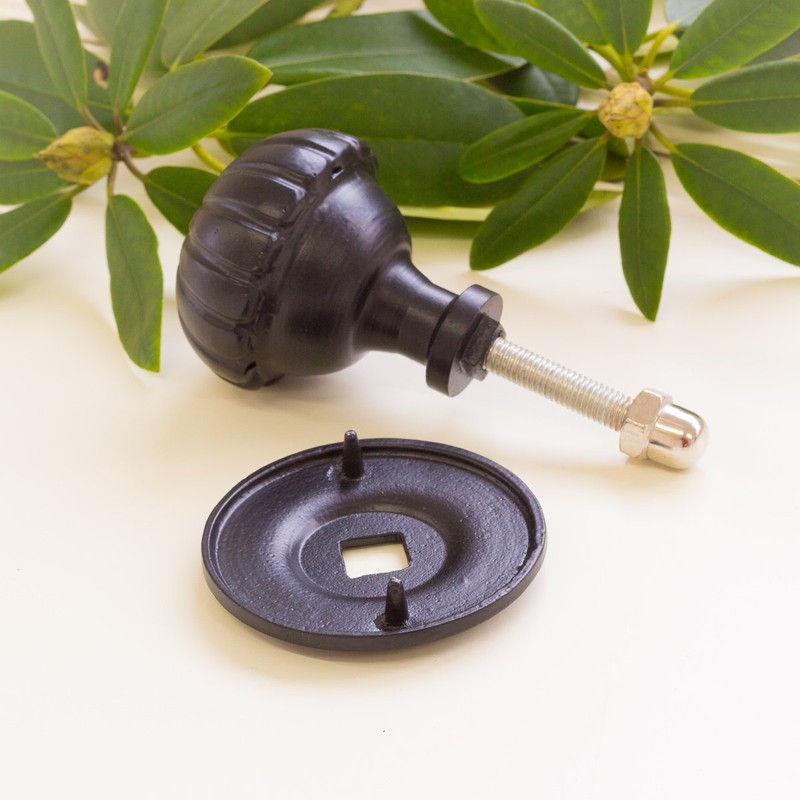 Antikas - Black Antique Iron Door Knob with Rose