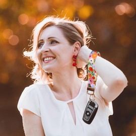 LNKRE JEWELRY Fabric Floral Keychain Wristlet Holder, Short Lanyard for Keys, Wallet and Car Accessories (Pink Fairy Garden)