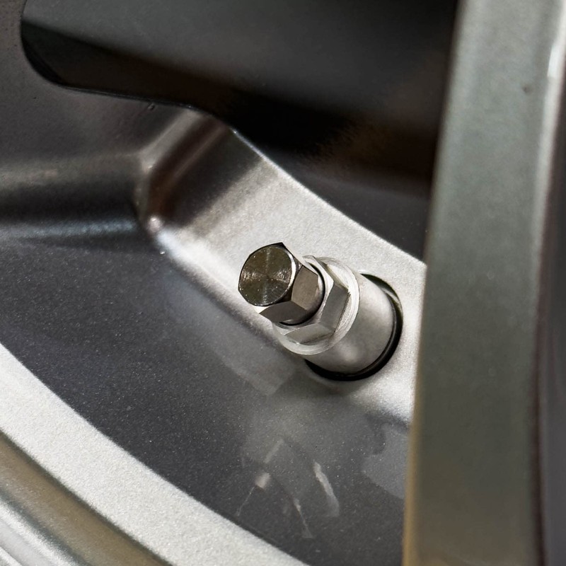 RockTrix - 4 Pieces - Silver Brass Valve Stem Caps