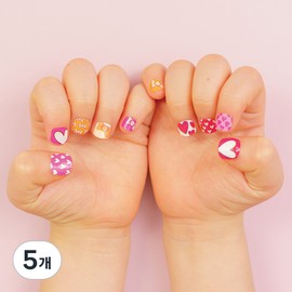 Bonbong Friends Nail Friends Bonbong Stick-on nail polish for kids ages 3 to 7, ribbon heart, 5 pieces / 봉봉프렌즈 네일프랜즈봉봉 3~7세 키즈용 붙이는 매니큐어, 리본하트, 5개