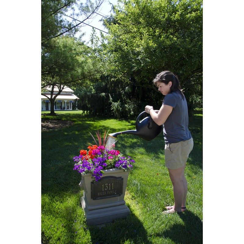 Fiskars Easy Pour Watering Can, 2.6 Gallon