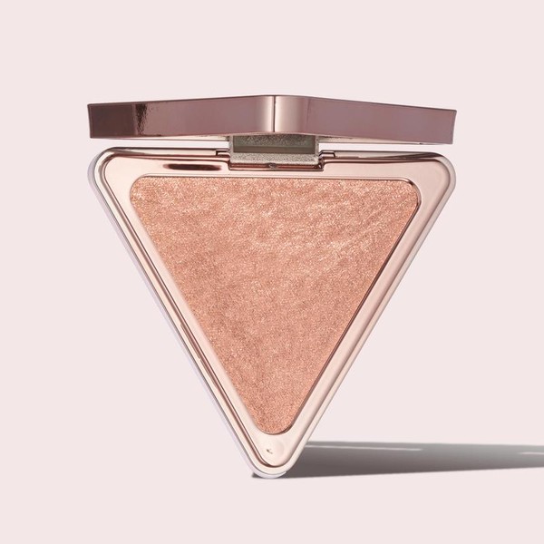 Aim High Pressed Highlighter Powder - Color: Fearless