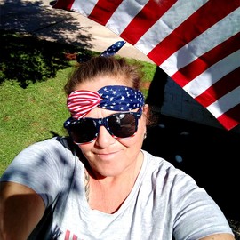 Fsmiling Bulk American Sunglasses USA Flag Sunglasses Patriotic Sunglasses for 4th Of July-10Pack