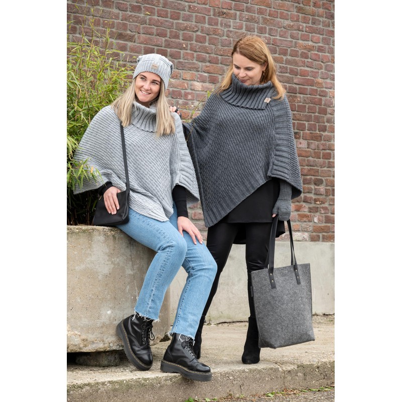 KNIT FACTORY Nicky Poncho, aubergine