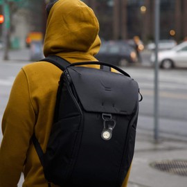 Lancardo Clip On Quartz Watch for Men and Women Glow in The Dark Backpack Buckle Belt Fob Watch for Doctors Nurses Chefs Hiking or Climbing