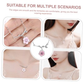 NOLITOY Elegant Flower Clavicle Chain Necklace for Women Lightweight Pendant Jewelry for Daily Wear and Special Occasions Floral Design Smooth for Mother Day