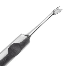 May - Profi Nagelhautentferner Premium - Nagelhautmesser mit V-Klinge - Edelstahl