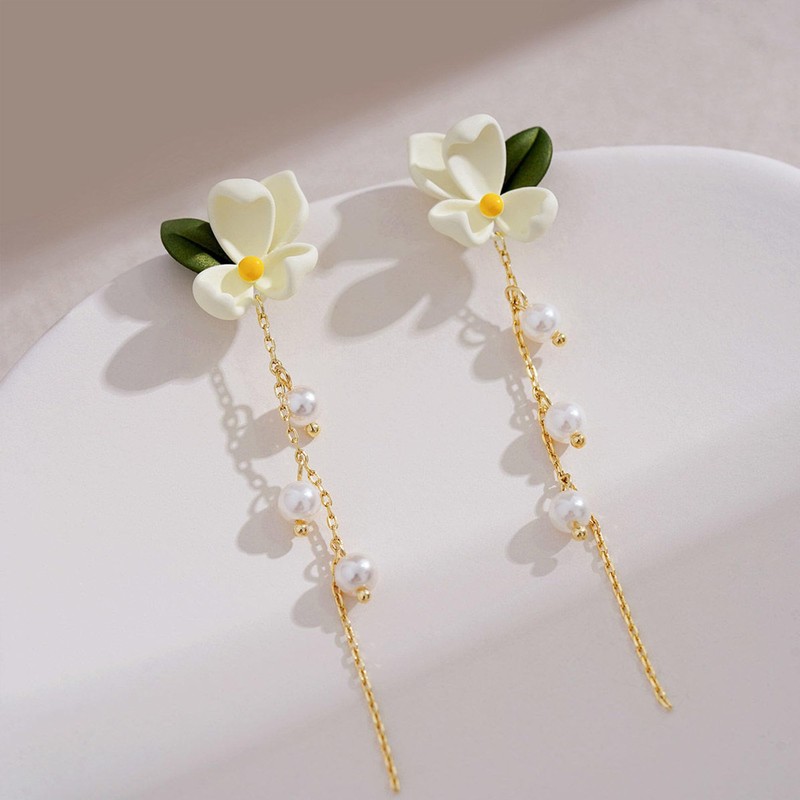 Peasimy White Gardenia Flower Leaf Stud Earrings for Women Cute