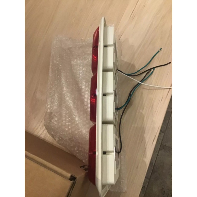 Bargman Taillight 84 Recessed Triple Red/Red/Bkup/Col.White 3084002