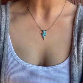 Cimenexe Bohemian Turquoise Lighting Choker Necklace Blue Turquoise Stone Pendant Necklace Turquoise Thunder Collar Necklace Minimalist Lightning Bolt Necklace Jewelry for Women and Girls Gifts
