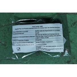 2 Bottles Gold Leaf, Gold Flakes Golden Leaf Flakes for Decorating 10g Golden Foil Flakes for Nail Art, Epoxy Resin, Greeting Cards, Paintings, Candle Making