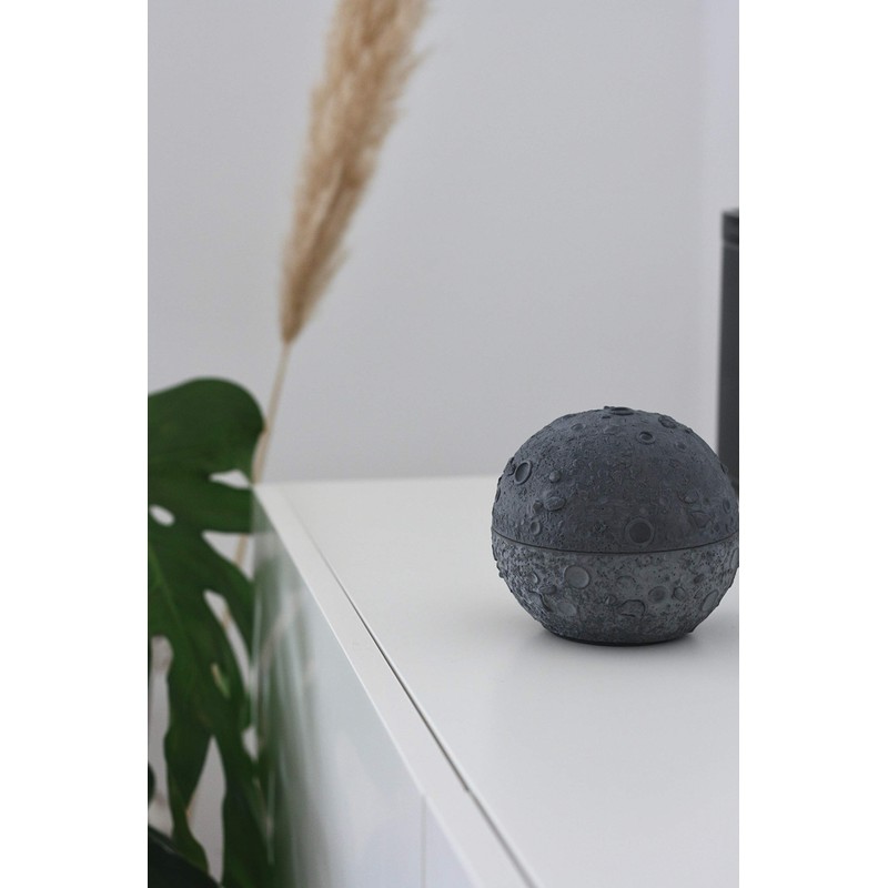 Anaan Luna Ashtray with Lid for Outdoor Use Wind Ashtray