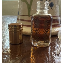 Arabian Oud OUDH SAUDI ARABIA SANDALWOOD AMBER HEAVY OIL AND LONG LASTING 100% PURE 6ml