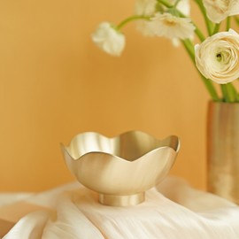 Notdam Bangjja Yugi Flower Shaved Ice Bowl + Round Spoon / 놋담 방짜유기 꽃 빙수볼+둥근 스푼