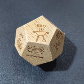 Wooden Food Decision Dice, 12 Sided Wooden Food Dice, Food Dice Game with 12 Food Patterns, Date Night Dice Food Dice Couples Gift Ideas, Reusable Valentine's Day Dice for Boyfriend Girlfriend