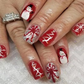 24Pcs Christmas Press on Nails Short Square Cute Snowman Fake Nails with Glitter Xmas Tree Design Glue on Nails Snowflake Nails Full Cover Artificial Red False Nails Winter for Women Manicure Decor