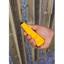 Fluke Networks 10055501 D814 Impact Punch Down Tool with EverSharp 110 & EverSharp 66 Blades plus a Wood Screw Starter Punch,Yellow