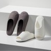 JAJU [JAJU] Quilted Washable Open-Toe Living Room Slippers_L_Charcoal