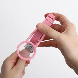 Elderly Nail Clipper Set with Magnifier and Splash Guard 2 White