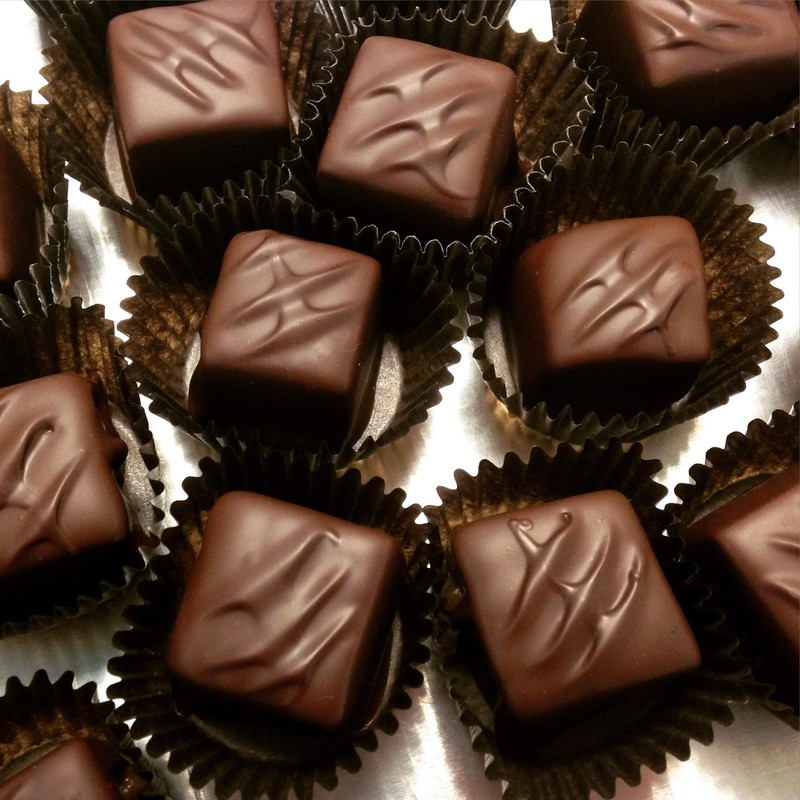 Vermont Nut Free Chocolates Boxed Chocolate Caramels (Milk Chocolate) 12-Piece,