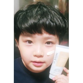raw spring Saengbom Pure Sunscreen SPF50+ PA++++ Mixed sunscreen hypoallergenic tone-up UV protection / 생봄 퓨어 선스크린 SPF50+ PA++++ 혼합자차 선크림 저자극 톤업 자외선차단