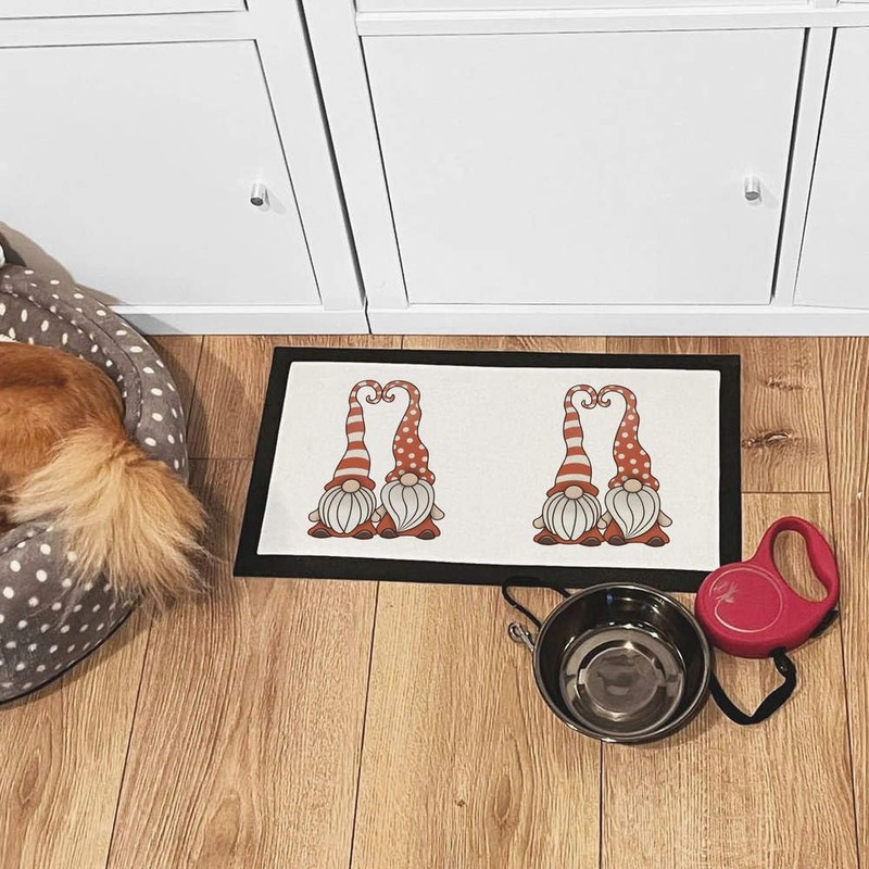 'Christmas Gonks' Pet Feeding Mat (PM00010200)