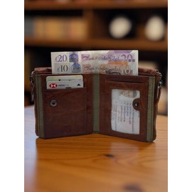 Velluci Pelle Genuine RFID Blocking Leather Men's Zipper Wallet (Zipper, Tan)