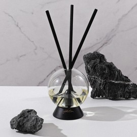 AROMA BLOSSOM Luxury Reed Diffuser, Onyx Collection-Black 200ML Capacity
