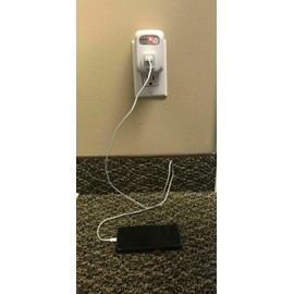 SIMPLE TOUCH Auto Shut-Off Safety Outlet, 30 min 15 min 10 min 5 min Countdown Timer with HOLD option