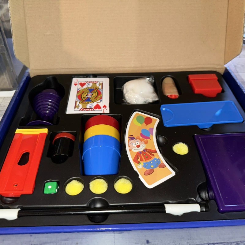 Learn and Climb Children’s Magic tricks kit 50Plus Tricks