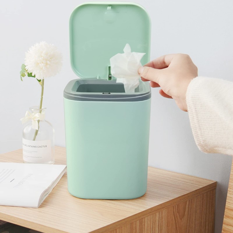 Vababa Mini Waste Can, 2 L/0.5 Gallon Push-Button Trash Can