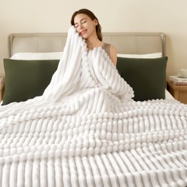 Joiedomi White King Size Blanket for Bed, Soft White Fleece Blankets Gifts for Women Mom Girls, 3D Ribbed Jacquard Cozy Cute Soft Throw Aesthetic Gifts 108x90 Inches