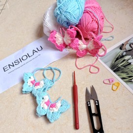 Crochet Car Hanging Ornament Handmade Butterfly Boho Car Decor Accessories for Women Girls Cute Rear View Mirror Pendant Decoration Automotive Interior Aesthetic (Blue)