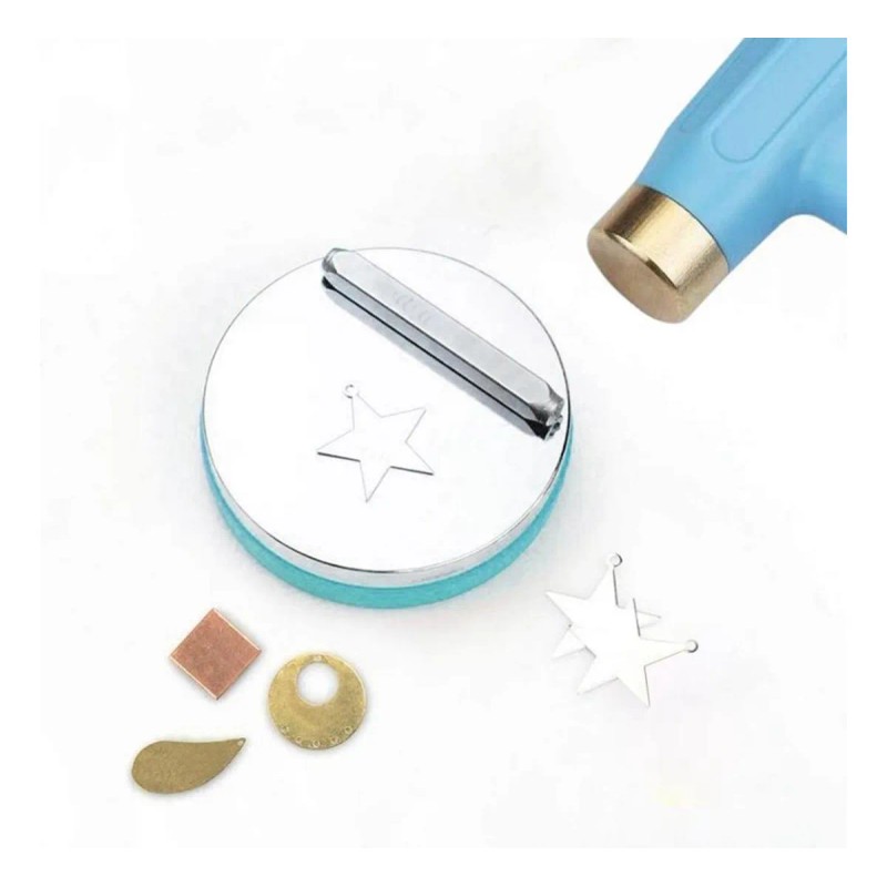 Martillo De Joyería Profesional Y Herramientas De Trabajo