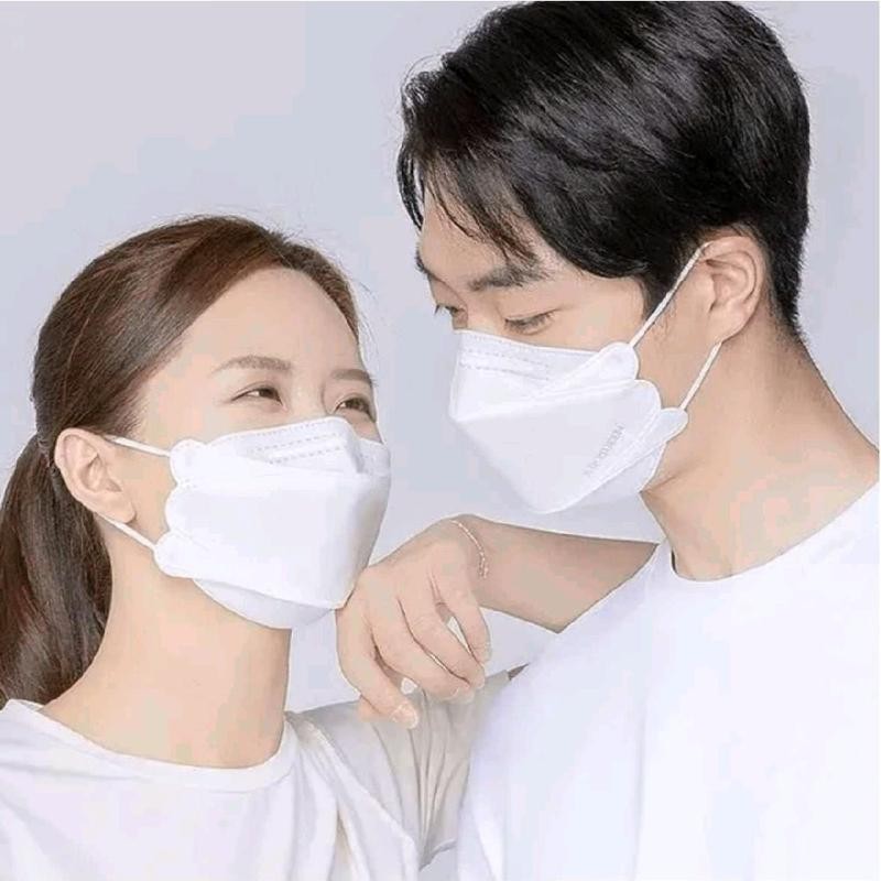 AIRQUEEN 3-Layer Nano-Filter Face Mask for Adults, 1 Pack White,