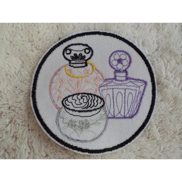 Handmade Perfume Bottles 3-1/2" Embroidery Iron-on Patch (E38)