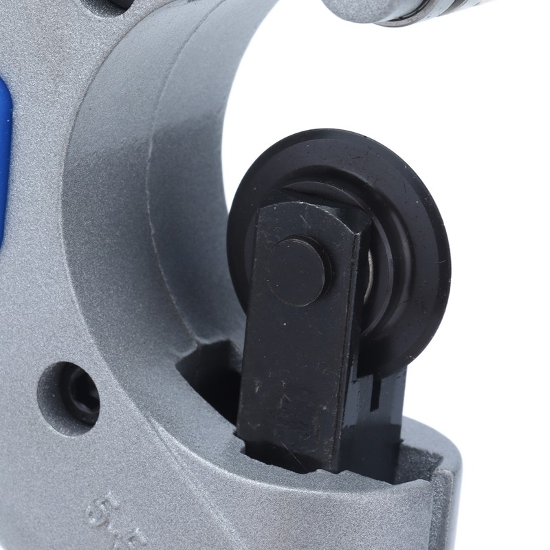 Pipe Cutter Roller Bearing Type Manual Adjustable Cutting Tool for