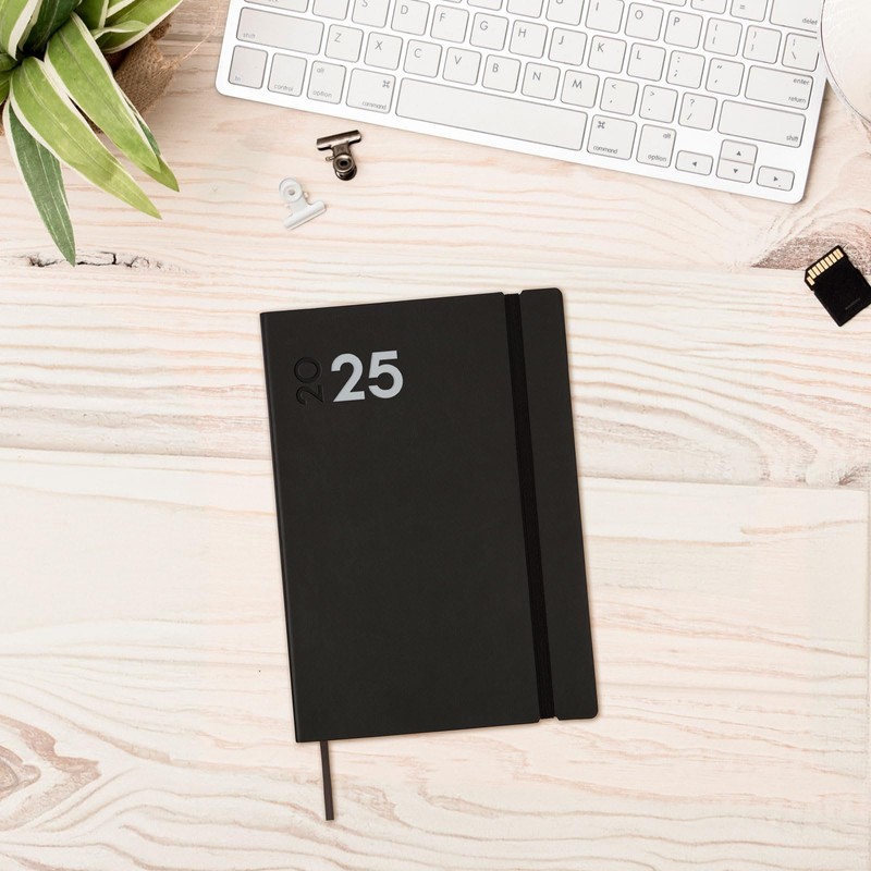 Finocam – Dynamic Mara 2025 Diary Vertical Week View January