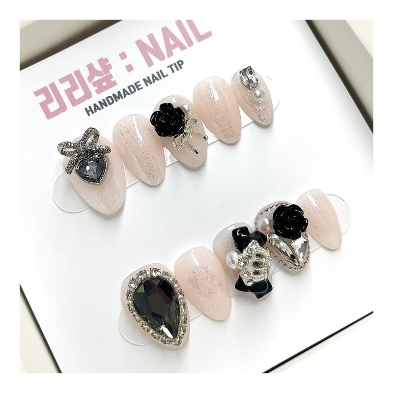 Gorgeous Chic Black Rose Handmade Nail Tips - Oval /