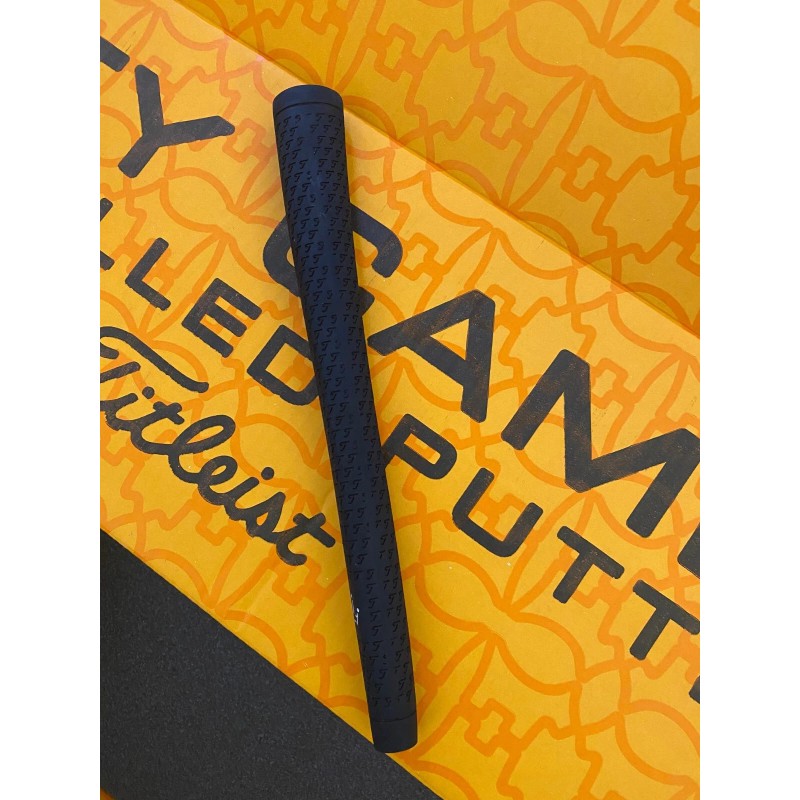 Scotty Cameron Custom Shop Baby T Crown Putter Rubber Grip