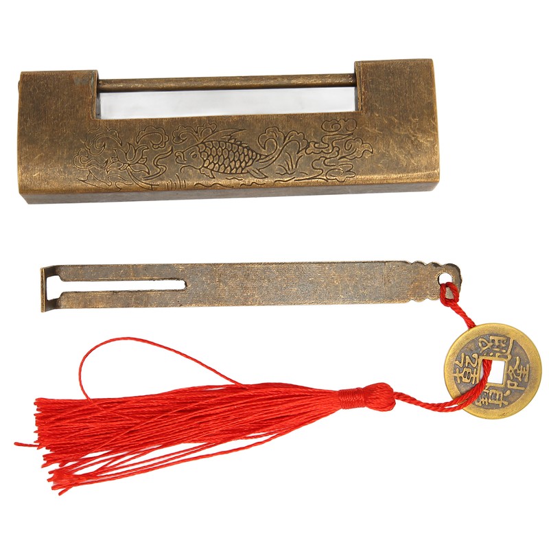 Brass Antique Padlock Spacing 5.9cm Exquisite Rustproof Chinese Old Style