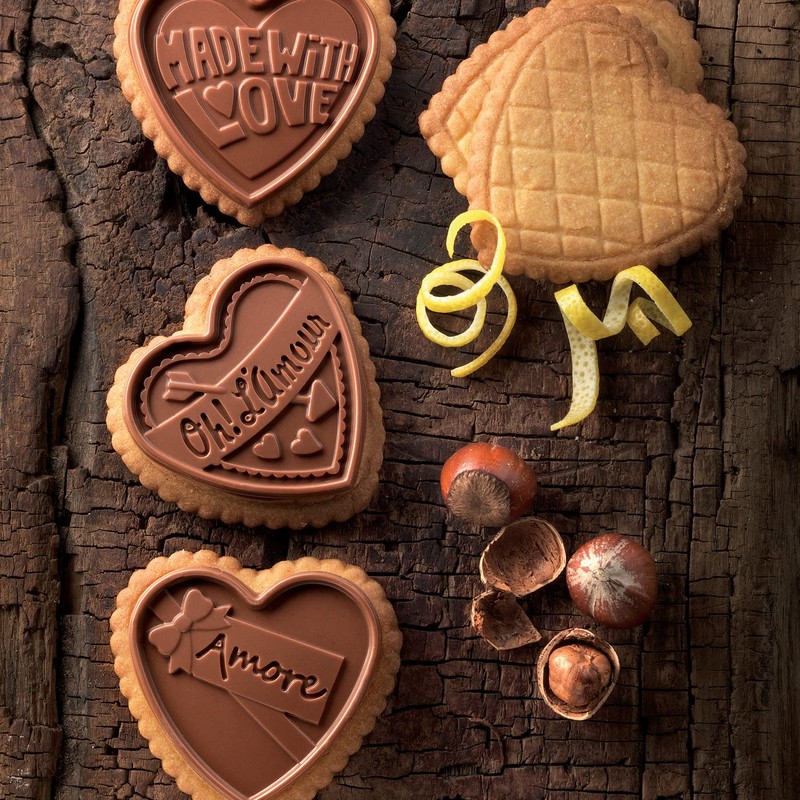 Silikomart Cookie Love 190367 Cookie Cutter Set with Recipe Book