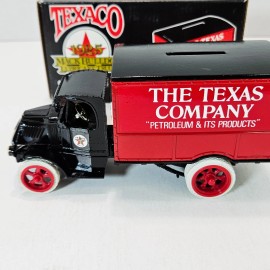 Ertl Mack Bulldog Lubricant Truck 1925 Texaco Die Cast Metal Bank #6 in Series