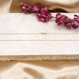 Carissima Gold Unisex 9 ct Yellow Gold 1.1 mm Open Curb Chain Necklace of Length 41 cm/16 Inch