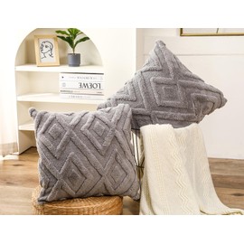 DRNOU Set of 2 Faux Fur Grey Throw Pillow Covers 18x18,Soft Checkborad Pattern Decorative Boho Pillow Cover Case Cushion Cover for Sofa Couch Bed Livingroom Farmhouse,Modern Accent