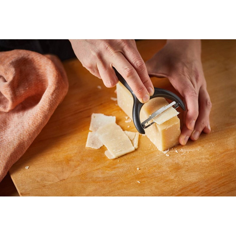 Fiskars - Vegetable Peeler Duo Pack - Total Length: 15