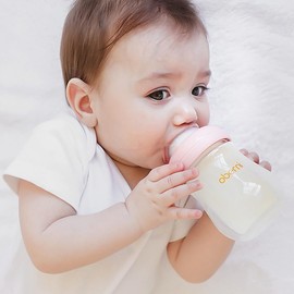 Glass Baby Bottles, Newborn Baby Bottle 4oz/120ml with Slow Flow Breast-Like Nipple for 0+, Anti Colic, BPA Free, Green/1Pack