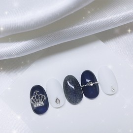 [Handmade Nail Tips] Deep Blue Tiara Nails - Almond / [수제네일팁] 딥블루티아라 네일 - 아몬드